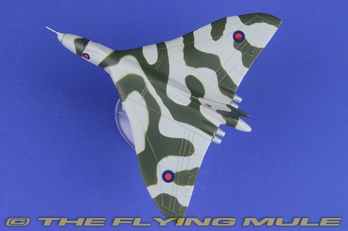 Corgi 1:350 Vulcan B.Mk 2 RAF - Picture 7 of 8