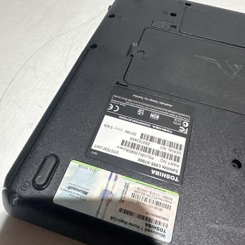 Portátil Toshiba Satellite L555 17" Pentium T4400 4 GB Ram sin unidad arranque Bios sin PS - Imagen 13 de 13