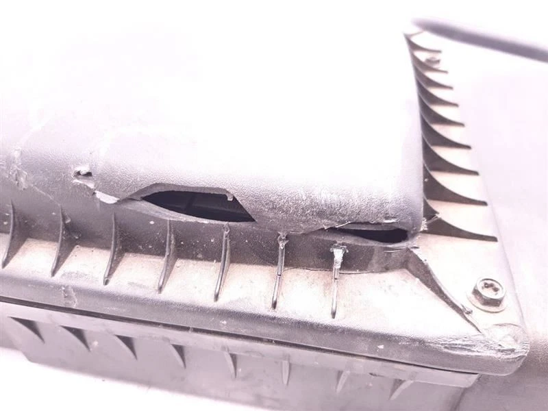 Filtro de aire 2,0 L para Ford C-Max Hybrid 2013-2018 FV6Z9A600B Foto 4 de 4