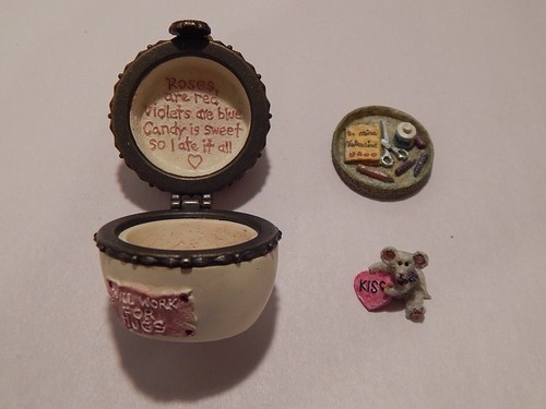 Boyds Bears Treasure Box "Kiss Me Quick" Valentines Mouse