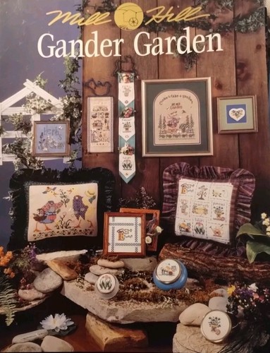 MILL HILL GANDER GARDEN CROSS STITCH BKLT