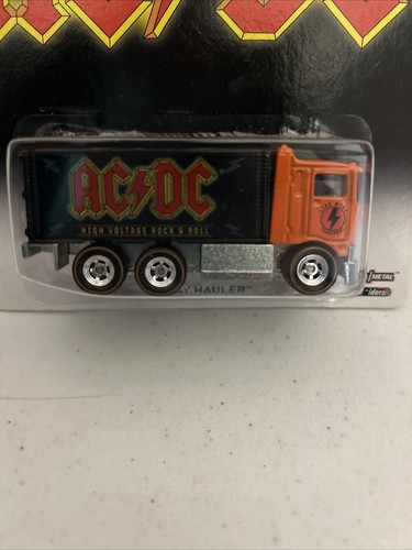 Hot Wheels 2013 The AC/DC Hiway Hauler Real Riders Rare - Picture 2 of 4