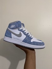 Jordan 1 Retro High OG Hyper Royal
