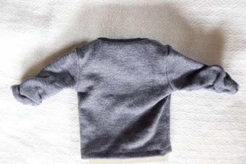 Hot Toys 1/6 The Expendables 2 - Barney Ross - Grey T- shirt  - Picture 1 of 3