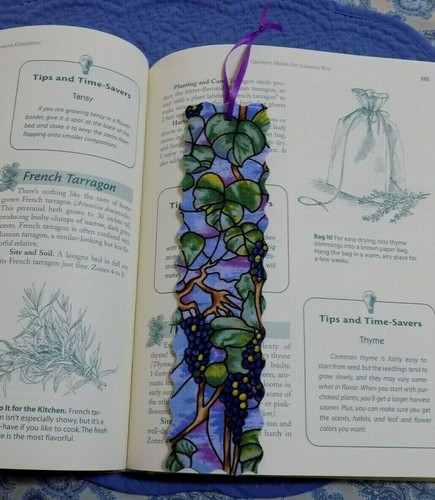 Bookmark Fabric or Cloth with GRAPE VINES GRAPES and Purple Ribbon Handmade - Picture 2 of 3