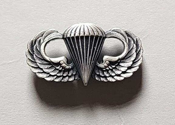 U.S. Army Airborne Parachutist Badge - Dress Miniature - Jump