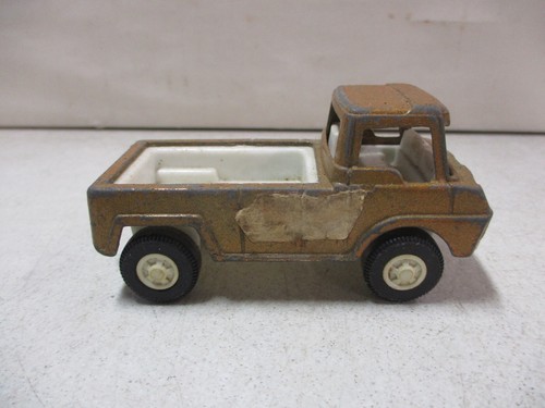 1969 Tootsietoy Pickup Truck Gold - Picture 3 of 6
