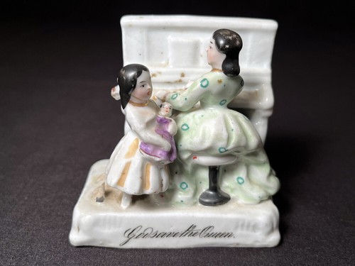 Antike Staffordshire Verkleidung Figur - "God Save the Queen" ~ sehr guter Zustand