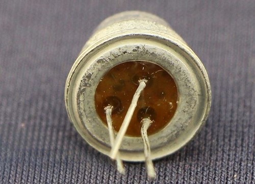 1T403V  1Т403В  = GT403V soviet Germanium PNP Transistor 5 W 1.3A - Picture 2 of 2