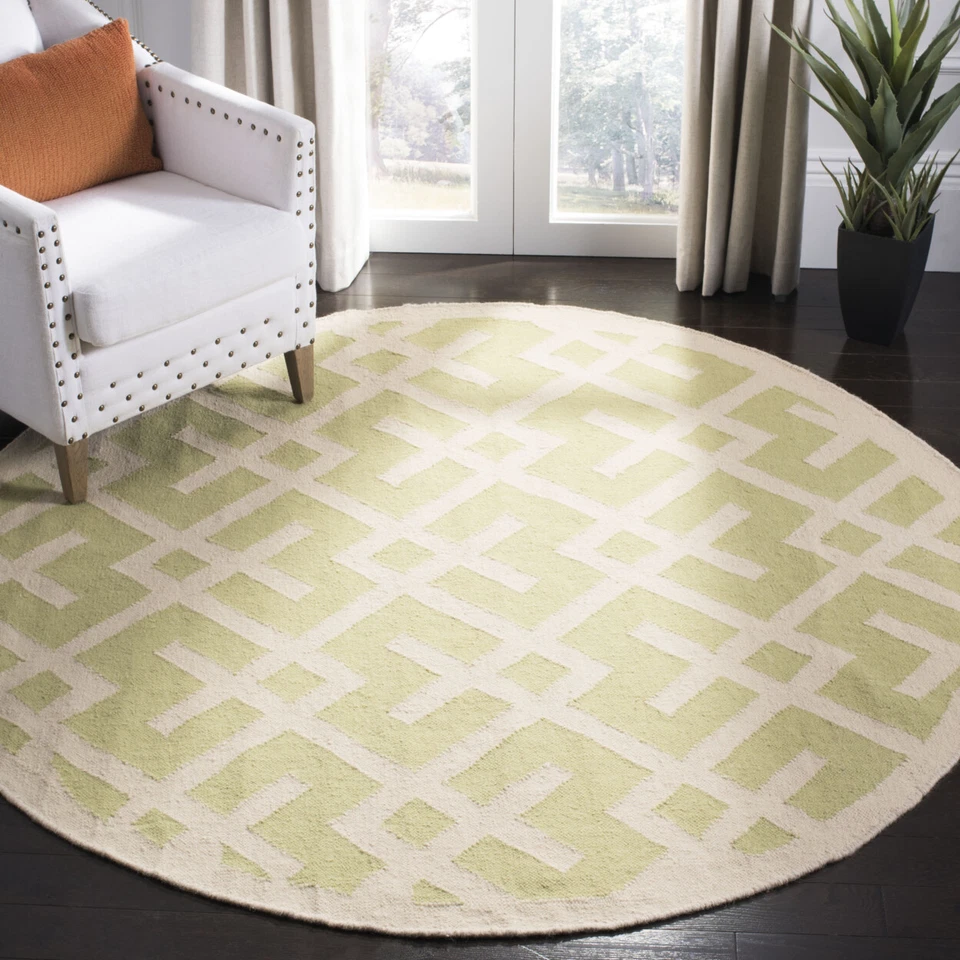 SAFAVIEH Dhurries DHU552A Light Green / Ivory Rug - Image 2 of 4