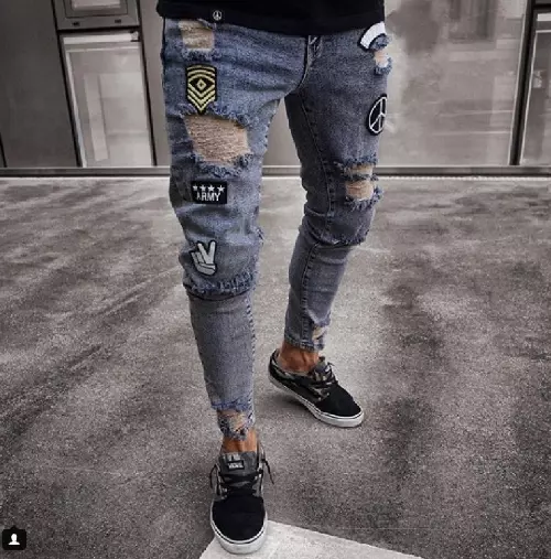 Ripped pants store style