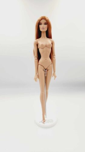 nude doll  Fashion Royalty Vanessa Runway Right Away 2005 - Afbeelding 1 van 9