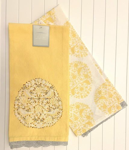 2 DOMAIN BEADED EASTER EGG KITCHEN TOWELS EMBROIDERED Birds Floral Silver Lace - Picture 1 of 2