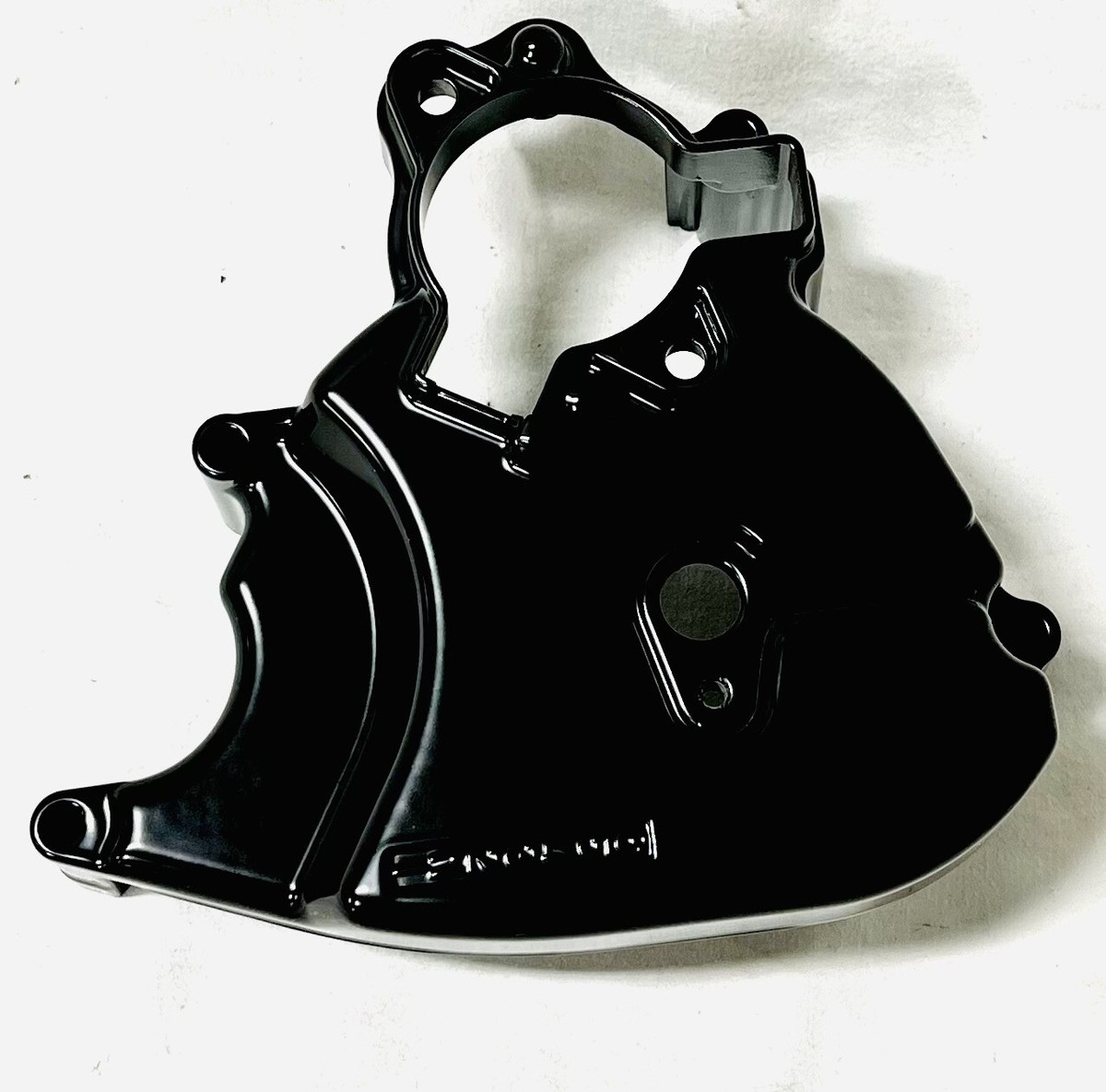 BLACK OEM FRONT SPROCKET COVER 11361-15H00 GEN 2 08-20 BLACK OEM FRONT SPROCKET COVER 11361-15H00 GEN 2 08-20