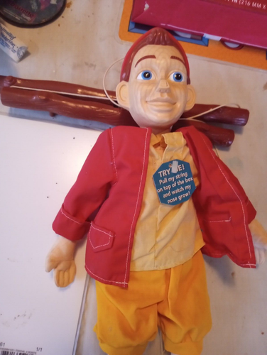 Adventures of Pinocchio Marionette Puppet Doll Equity Toys 1996 w Hanging Tag - Bild 2 von 4