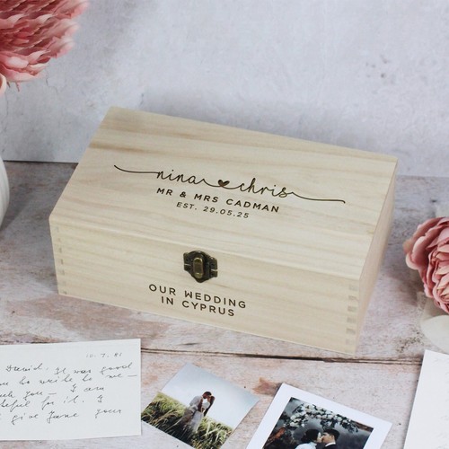 Personalisierte Andenkenbox Hochzeit Erinnerung aus Holz Mr & Mrs Paare Geschenk - Bild 1 von 9