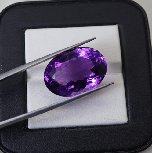 Piedra preciosa ovalada facetada amatista púrpura AAA natural de 19,5 quilates 20,5 x 15 x 10,6 mm - Imagen 11 de 13