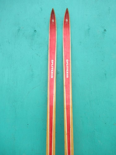 OLD VINTAGE Wooden 79" Snow Skis Has RED Finish GREAT DECORATION - Picture 2 of 3