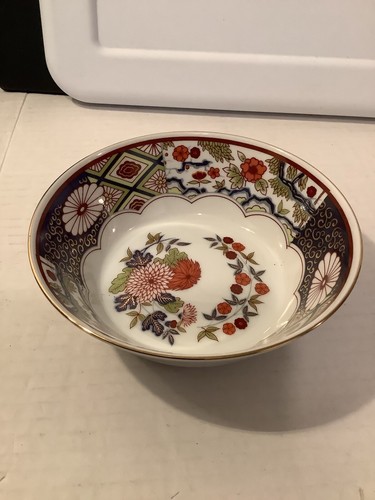 5 1/2 inch mizuko Japanese flower decorative hand painted bowl - Picture 6 of 7