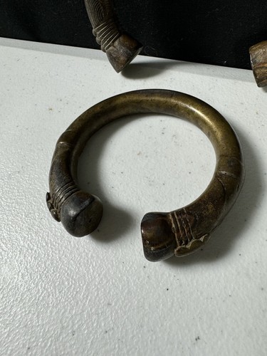 SET OF TWO ANTIQUE AFRICAN TRIBAL DOGON BRACELET - CUFF BRONZE Chief - Picture 6 of 6