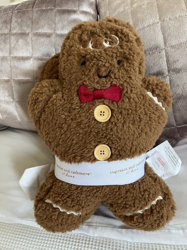 TK Maxx Gingerbread Boy & Girl Christmas Cushion SET Tik Tok Cupcakes & Cashmere - Picture 5 of 15