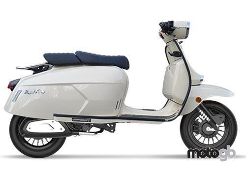 Royal Alloy GP 125cc Modern Classic Retro Automatic Moped Scooter For Sale - Picture 7 of 7