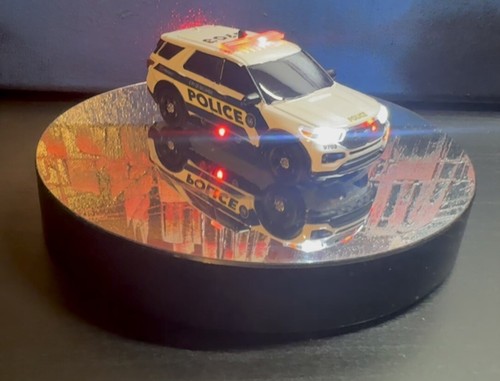 1/64 Orlando Police Department Ford Explorer - Picture 4 of 6