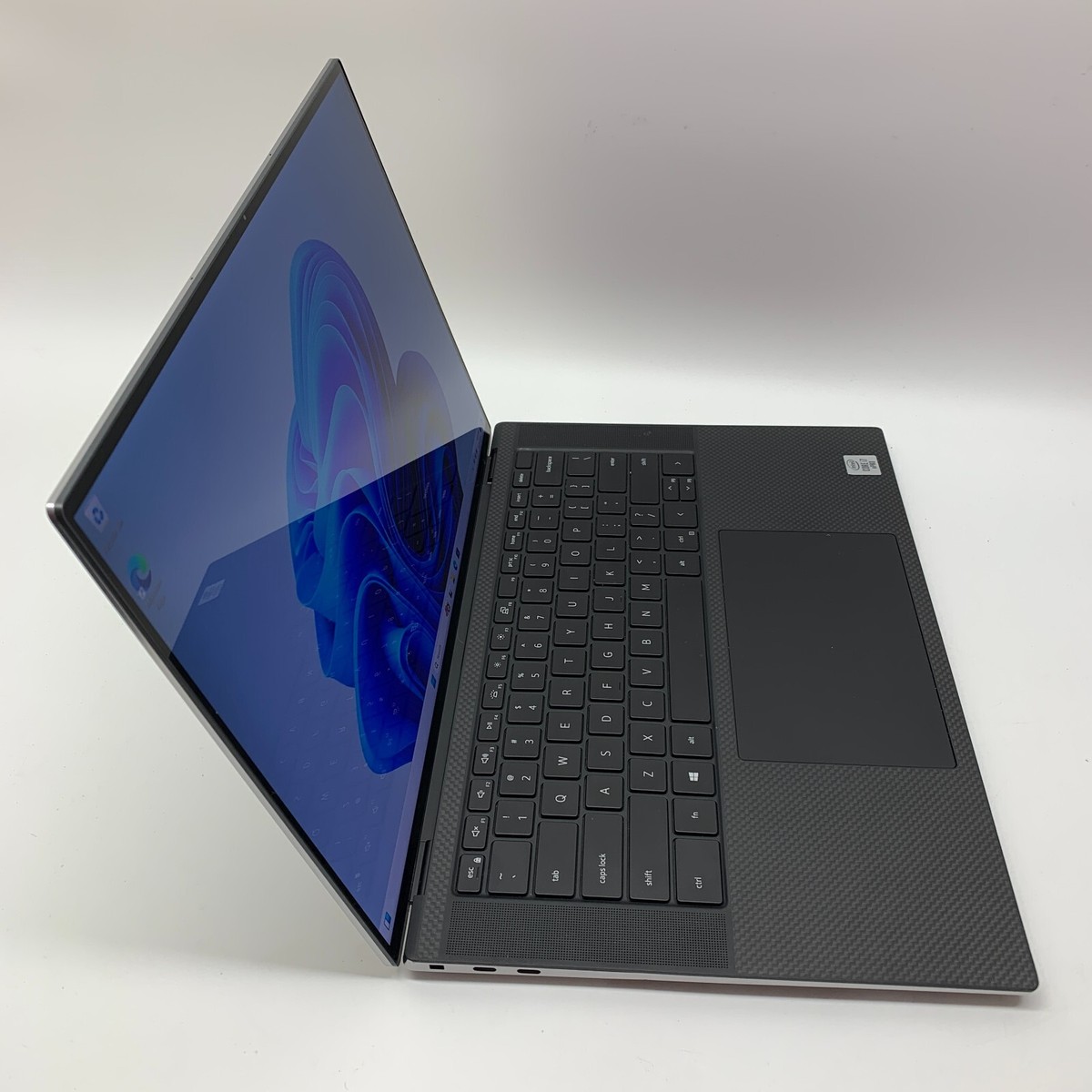 美品DELLPrecision 5550 i7-10850H32gb 512GB Dell Precision 5550 15.6