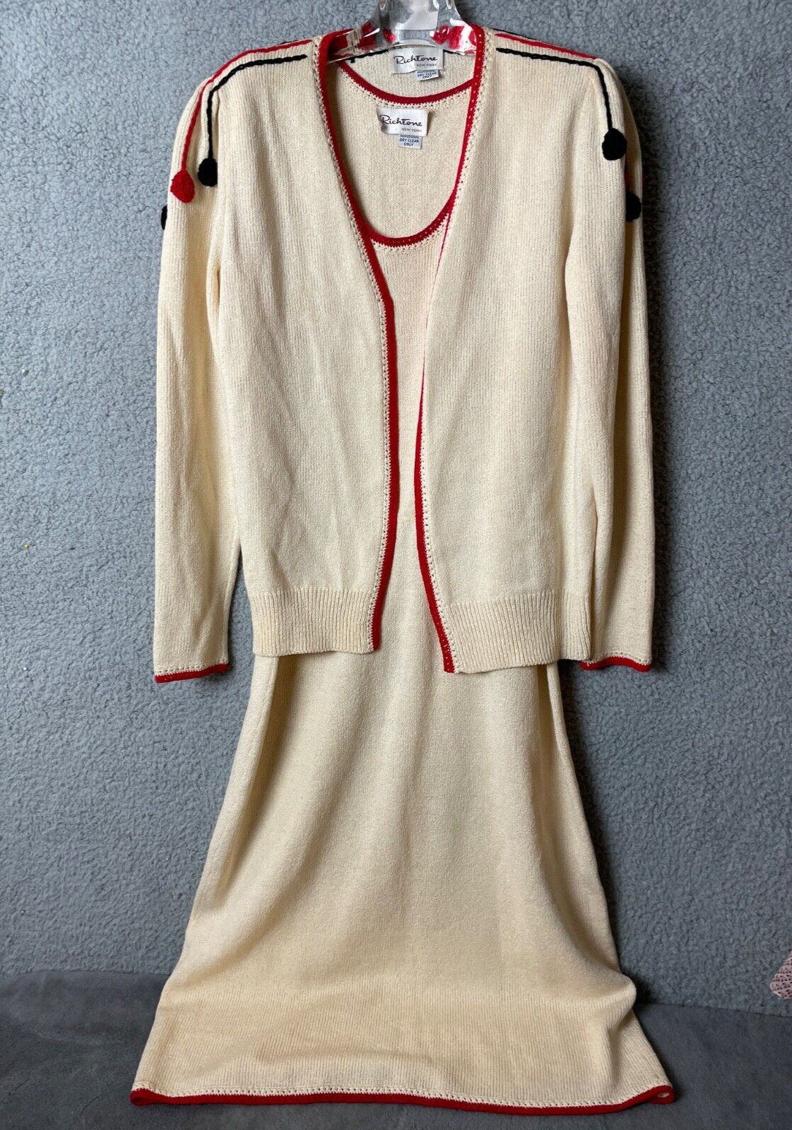 Picture 1 of 24