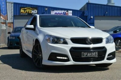 Holden V8 Commodore Vf Ss Cars Vans Utes Gumtree