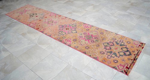 3x12 Runner Rug Hand Made PINK Runner Hallway Rug Low Pile. Actual 2.6 x 11.7 ft - Picture 8 of 14
