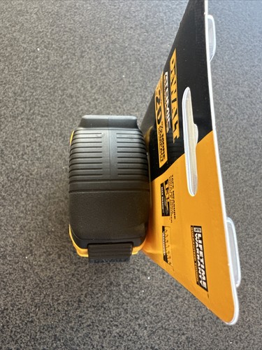 DEWALT Atomic Compact Series 25 ft Measuring Tape - DWHT38125. Brand NEW - Picture 5 of 8
