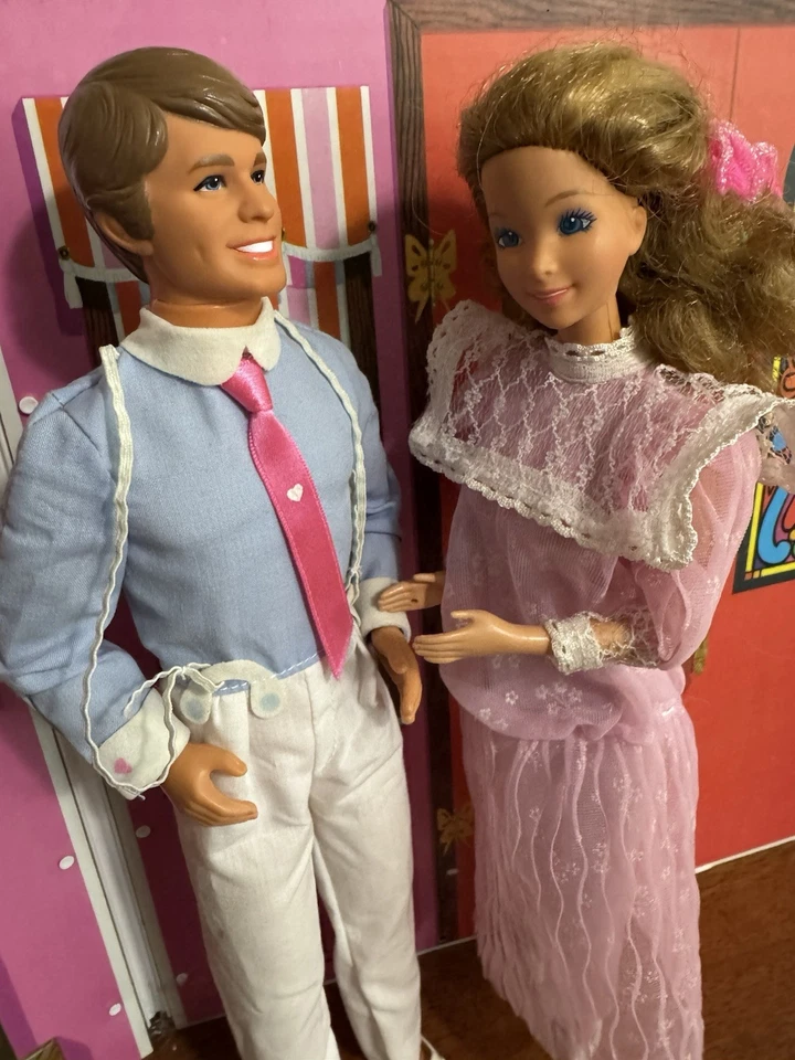 Vintage The Heart Family Barbie Mattel 1984 Dolls Mom Dad Original Outfits Used - Image 3 of 4