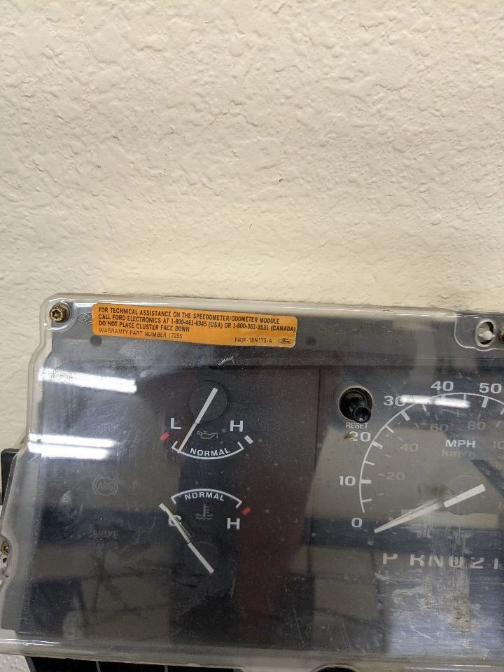 Grupo de velocímetros de 8501 PBV para camioneta Ford F250 96-97 2160882 Foto 2 de 4
