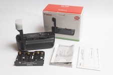 Canon BG-E6 Battery Grip Set for EOS 5D Mark II Excellent Condition