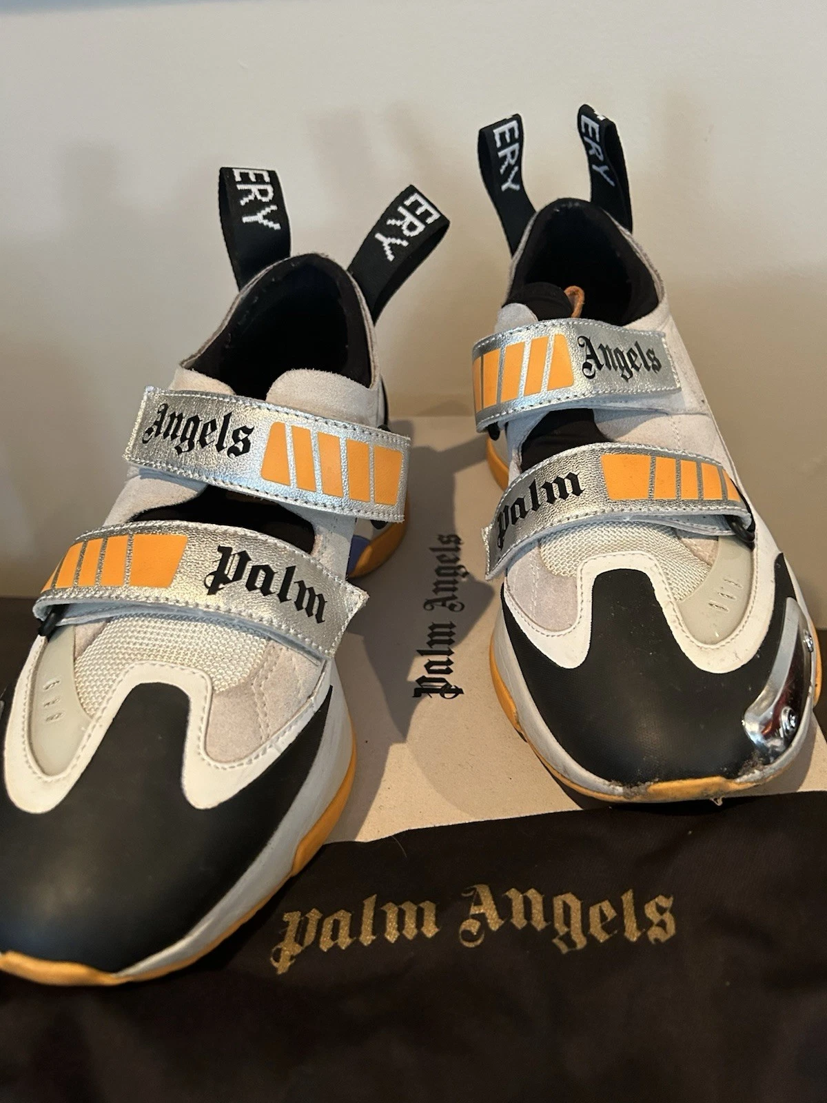 Palm Angels Men's the Palm Runner Sneakers Size 9 US (42 EU)
Opens in a new window or tab
