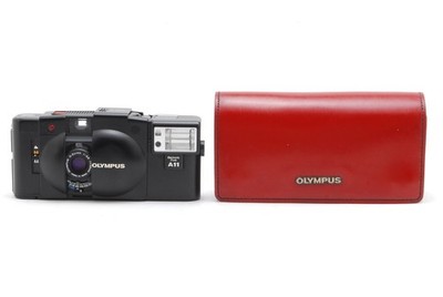 フィルムカメラ Olympus XA2 + A11 Flash Olympus XA2 with A11 Flash (w/ hard shell case) – Film