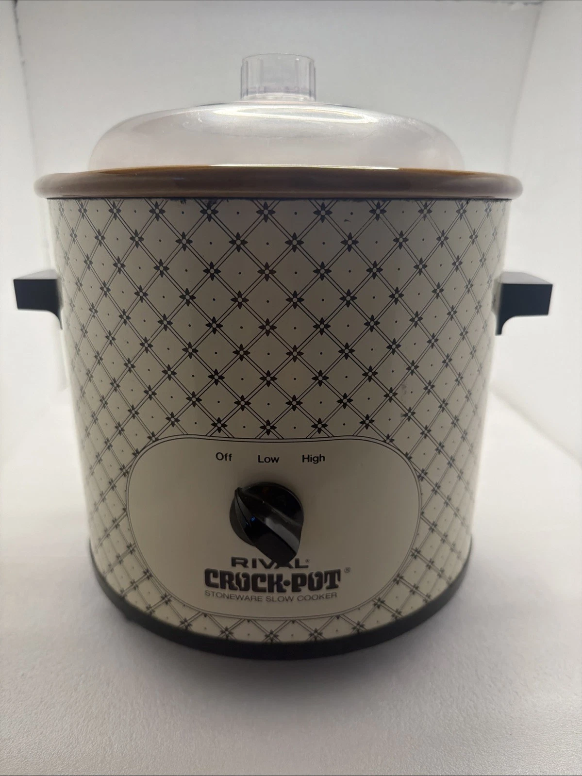 Vintage Working Rival Crock Pot Slow Cooker 3.5 Qt Model 3100P Almond Quilt