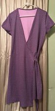 Eddie Bauer Women's Purple Pink Geometric Wrap Dress V-Neck Short Sleeve Tie M