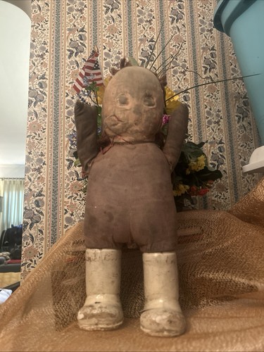 Antique Cloth Doll w/Hard Plastic Shoes Appr 13”x 11” around /some hair - Picture 4 of 10