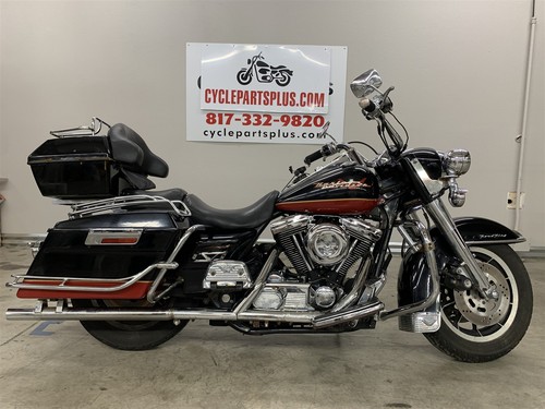 Carril de parachoques guardabarros trasero Harley-Davidson Road King EVO 1998 91013-79A / 91023-79A - Imagen 7 de 7