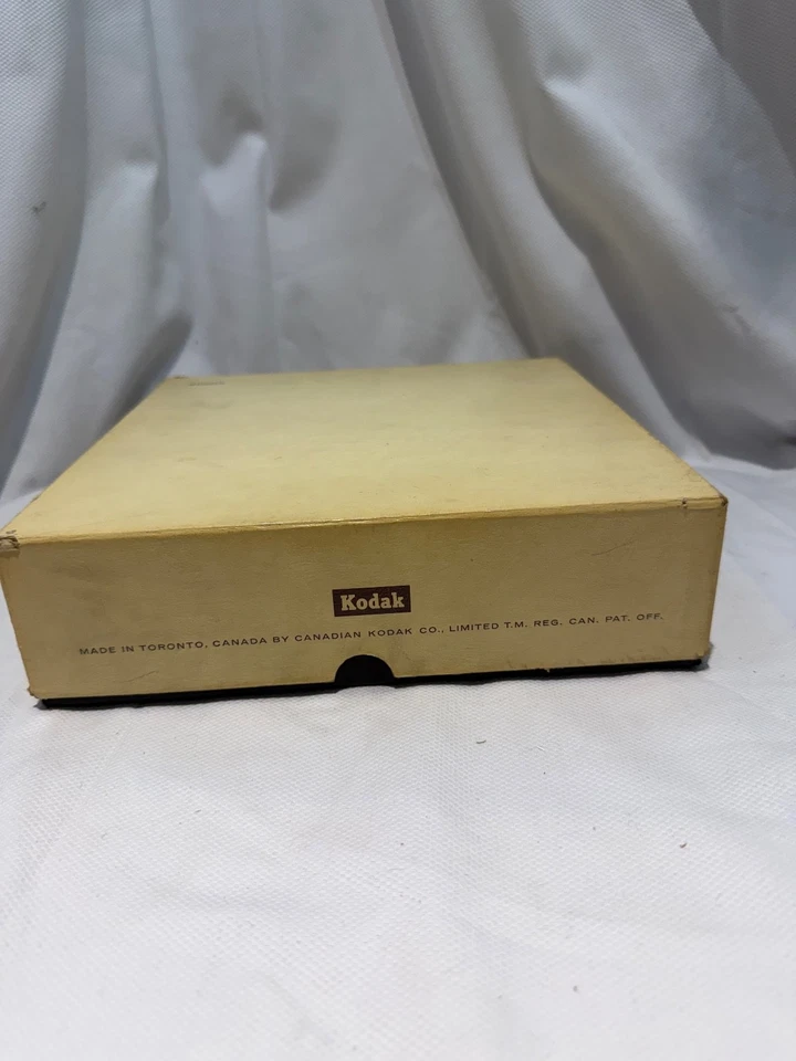 Vintage Kodak Carousel Slide Tray – Early Canadian Edition 1960s w/ Box - Image 4 of 4