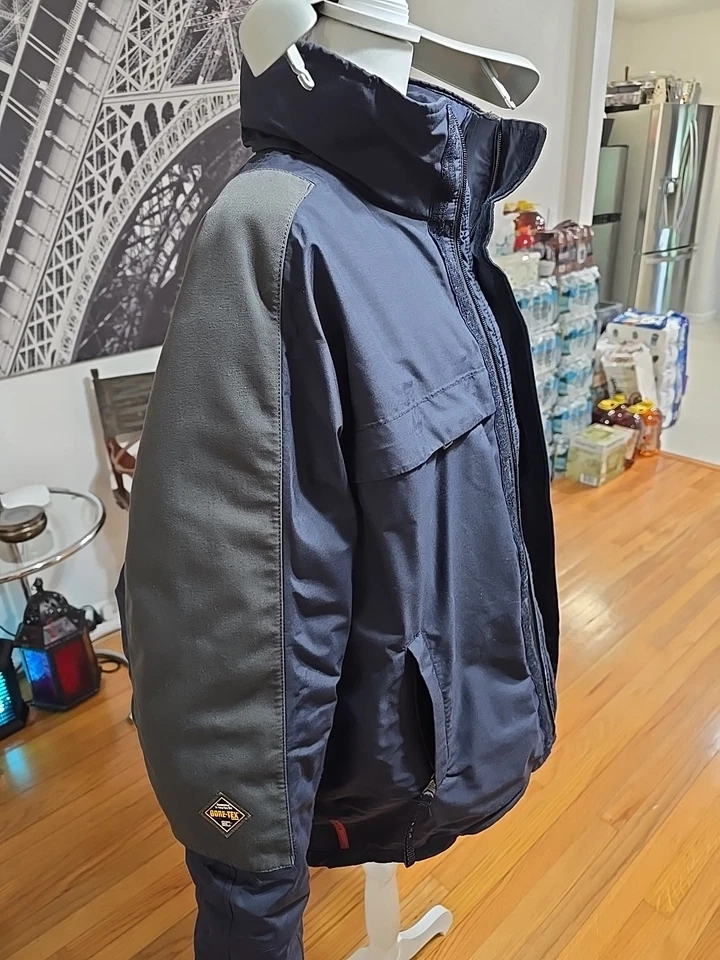 Chaqueta esquí hombre Prada, talla 54 (L-2XL), GORE-TEX, usada una semana Foto 3 de 4