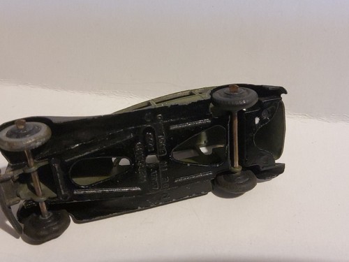 VINTAGE DINKY TOYS VAUXHALL IN GREEN AND BLACK.   - Picture 5 of 5