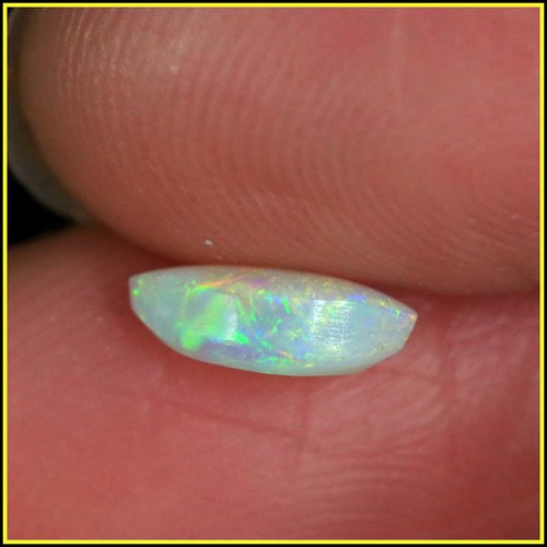 0.55 TCW Australian Natural LIGHT OPAL KucinaOpals + VIDEO - Picture 7 of 9