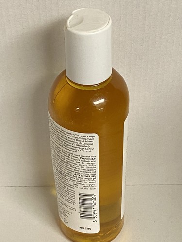 KIEHL'S Creme de Corps Smoothing Oil to Foam Body Cleanser  8.4 fl oz SEALED  - Picture 2 of 3