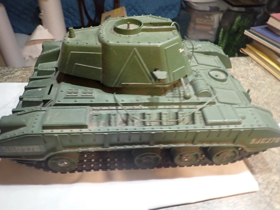 Juguete militar Tiger 4 Joe tanque verde ejército #550276 de colección para piezas o reparación Foto 2 de 4