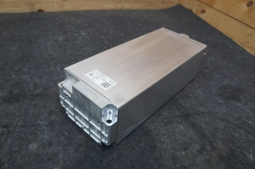 Lithium Ion Battery Cell LG E66a 12v 2.8kwh 9J1915592C OEM Porsche Taycan 2020 - Picture 2 of 5