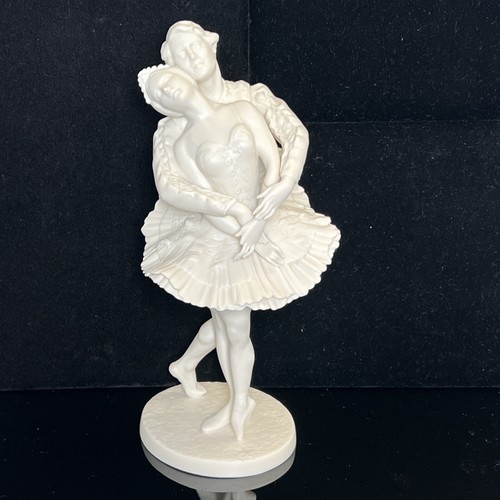 Vintage 1977 Franklin Porcelain The Royal Ballet Sculpture Swan Lake 9.5" Tall - Picture 2 of 13