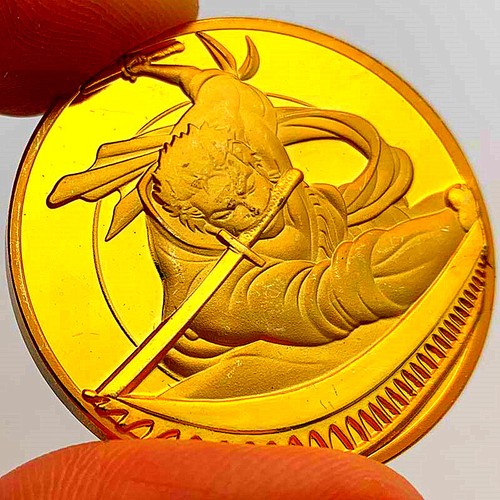 1PC Anime One Piece Roronoa Zoro Commemorative Challenge Coins Collection Gifts